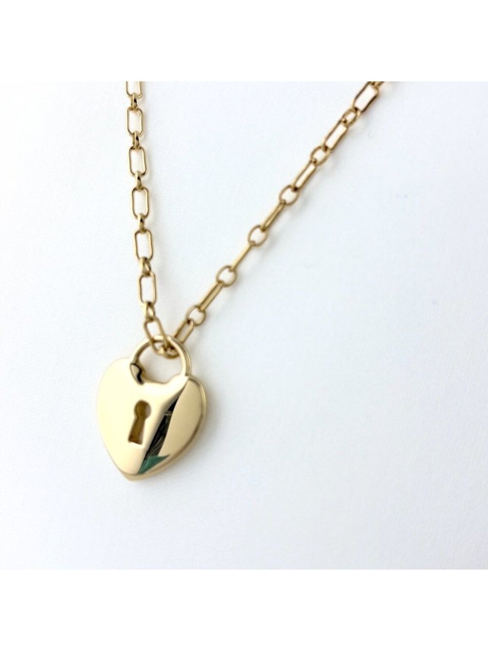 Tiffany & Co Heart Lock Yellow Gold Pendant